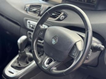 Renault Scenic 1.5 dCi Dynamique TomTom EDC Euro 5 5dr