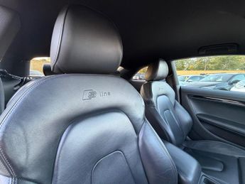 Audi A5 2.0 TDI Black Edition S Tronic quattro Euro 5 (s/s) 2dr