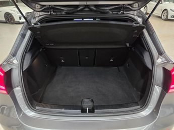 Mercedes-Benz A Class 1.3 A200 AMG Line (Premium) 7G-DCT Euro 6 (s/s) 5dr