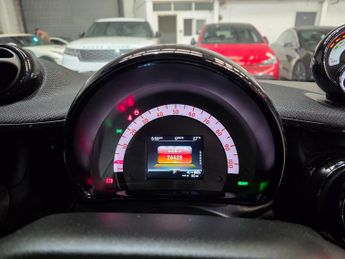 Smart fortwo 17.6kWh Prime Exclusive Cabriolet Auto 2dr (22kW Charger)