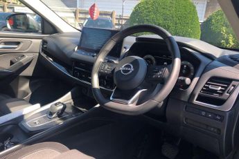 Nissan Qashqai 1.3 DiG-T MH 158 N-Connecta 5dr Xtronic