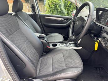 Mercedes-Benz A Class 2.0 A180 CDI Avantgarde SE CVT 5dr