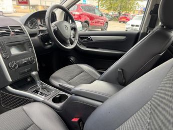 Mercedes-Benz A Class 2.0 A180 CDI Avantgarde SE CVT 5dr