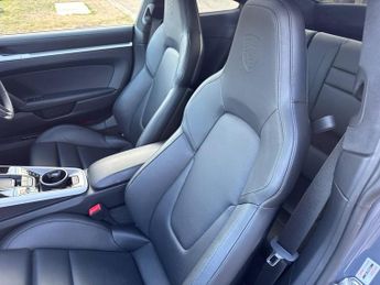 Porsche 911 3.0T 992 Carrera Coupe 2dr Petrol PDK Euro 6 (s/s) (394 ps)