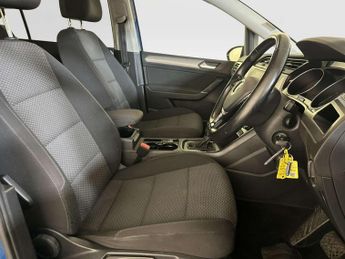 Volkswagen Touran 1.5 TSI EVO SE MPV 5dr Petrol DSG Euro 6 (s/s) (150 ps)