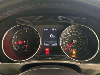 Volkswagen Touran 1.5 TSI EVO SE MPV 5dr Petrol DSG Euro 6 (s/s) (150 ps)