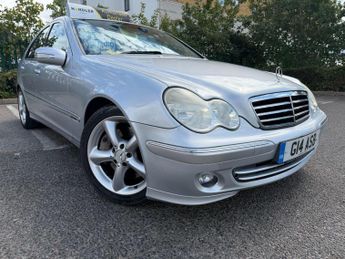 Mercedes-Benz C Class 1.8 C200 Kompressor Avantgarde SE Saloon 4dr Petrol Automatic (2