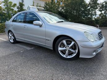 Mercedes-Benz C Class 1.8 C200 Kompressor Avantgarde SE Saloon 4dr Petrol Automatic (2