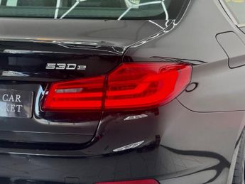 BMW 5 Series 2.0 530e 12kWh SE Auto Euro 6 (s/s) 4dr (17in Alloy)