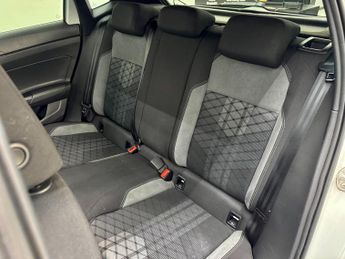 Volkswagen Polo 1.0 TSI R-Line DSG Euro 6 (s/s) 5dr