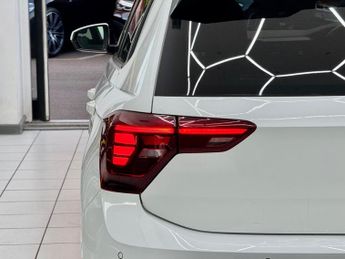 Volkswagen Polo 1.0 TSI R-Line DSG Euro 6 (s/s) 5dr