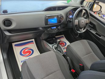 Toyota Yaris 1.5 VVT-h Icon E-CVT Euro 6 5dr
