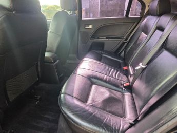Ford Mondeo 3.0 ST-220 5dr