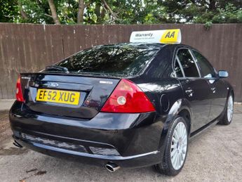 Ford Mondeo 3.0 ST-220 5dr