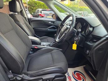 Vauxhall Zafira Tourer 2.0 CDTi SE Auto Euro 6 5dr