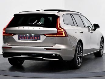 Volvo V60 Ultimate Dark B4 (197 hp)