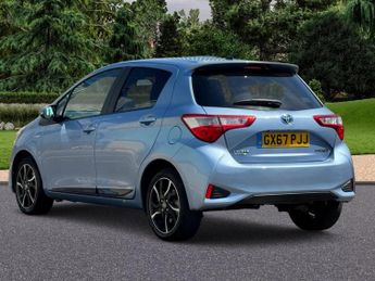 Toyota Yaris 1.5 VVT-h Design E-CVT Euro 6 (s/s) 5dr