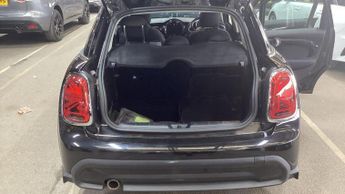 MINI Hatch 1.5 Cooper Classic Steptronic Euro 6 (s/s) 5dr