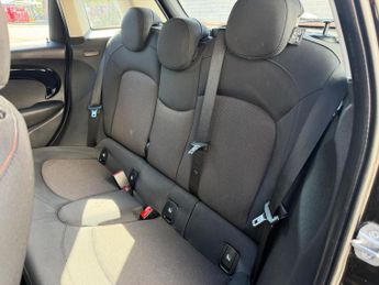 MINI Hatch 1.5 Cooper Classic Steptronic Euro 6 (s/s) 5dr