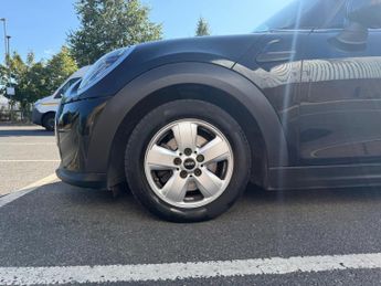 MINI Hatch 1.5 Cooper Classic Steptronic Euro 6 (s/s) 5dr