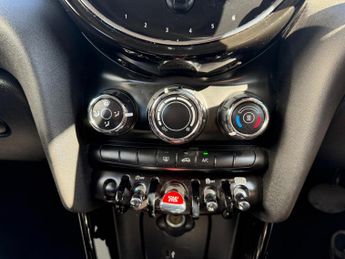 MINI Hatch 1.5 Cooper Classic Steptronic Euro 6 (s/s) 5dr