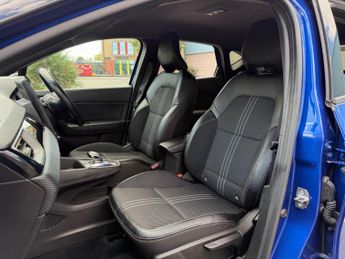 Renault Captur 1.6 E-TECH E-Tech engineered Auto Euro 6 (s/s) 5dr