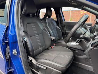 Renault Captur 1.6 E-TECH E-Tech engineered Auto Euro 6 (s/s) 5dr