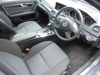 Mercedes-Benz C Class 1.8 C180 BlueEfficiency SE G-Tronic+ Euro 5 (s/s) 4dr