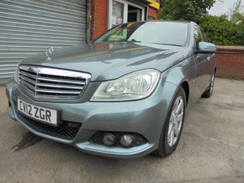 Mercedes-Benz C Class 1.8 C180 BlueEfficiency SE G-Tronic+ Euro 5 (s/s) 4dr