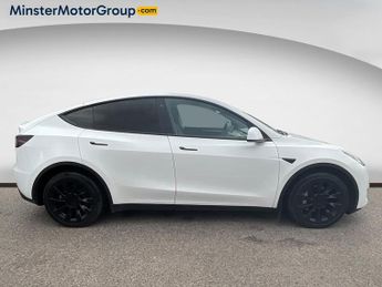Tesla Model Y LONG RANGE AWD
