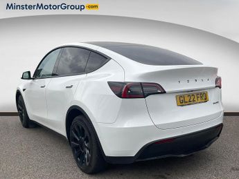Tesla Model Y LONG RANGE AWD