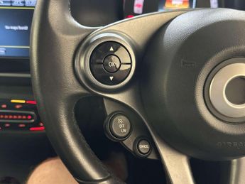 Smart forfour 17.6kWh Passion Advanced Hatchback 5dr Electric Auto (22kW Charg