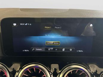 Mercedes-Benz EQA EQA 300 66.5kWh AMG Line SUV 5dr Electric Auto 4MATIC (228 ps)