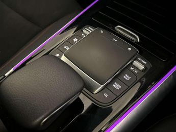 Mercedes-Benz EQA EQA 300 66.5kWh AMG Line SUV 5dr Electric Auto 4MATIC (228 ps)