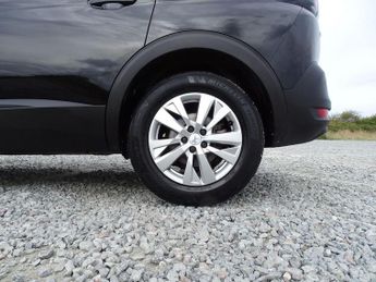 Peugeot 5008 1.5 BlueHDi Active Premium + EAT Euro 6 (s/s) 5dr