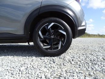 Nissan Juke 1.0 DIG-T N-Connecta DCT Auto Euro 6 (s/s) 5dr