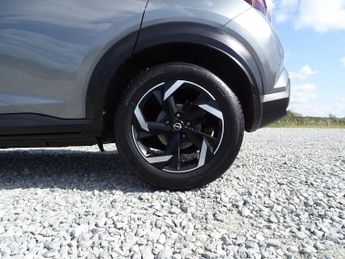 Nissan Juke 1.0 DIG-T N-Connecta DCT Auto Euro 6 (s/s) 5dr