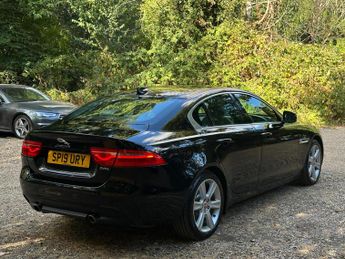 Jaguar XE 2.0i GPF Portfolio Auto Euro 6 (s/s) 4dr