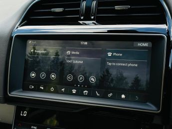Jaguar XE 2.0i GPF Portfolio Auto Euro 6 (s/s) 4dr