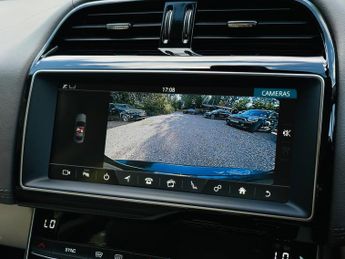 Jaguar XE 2.0i GPF Portfolio Auto Euro 6 (s/s) 4dr