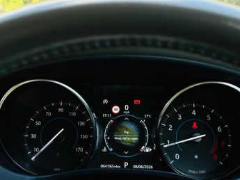 Jaguar XE 2.0i GPF Portfolio Auto Euro 6 (s/s) 4dr