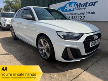 Audi A1 2.0 TFSI 40 S line Competition Sportback S Tronic Euro 6 (s/s) 5