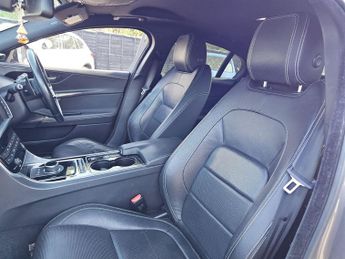 Jaguar XE 2.0d R-Sport Auto Euro 6 (s/s) 4dr