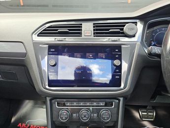 Volkswagen Tiguan 1.5 TSI EVO R-Line Tech DSG Euro 6 (s/s) 5dr