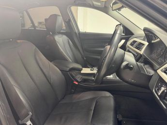 BMW 3 Series 2.0 320d ED EfficientDynamics Business Auto Euro 5 (s/s) 4dr