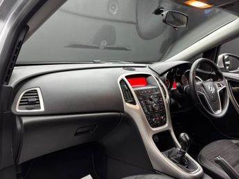 Vauxhall Astra 1.6 16v Excite Euro 5 5dr