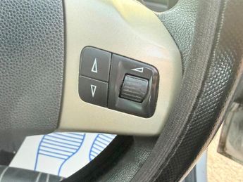 Vauxhall Corsa 1.2i 16v Club 5dr