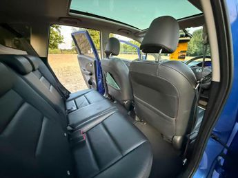 Honda Jazz 1.3h IMA HX Hatchback 5dr Petrol Hybrid CVT Euro 5 (102 ps)