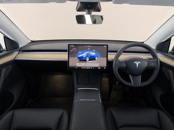Tesla Model Y Auto RWD 5dr