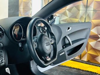 Audi TT 2.0 TFSI Black Edition S Tronic quattro Euro 5 (s/s) 3dr